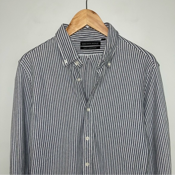 Saks Fifth Avenue Button Down Shirt Women’s Size Large  Grey White Striped Slim - Picture 3 of 10